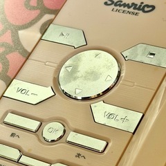 AVOX ハローキティポータブル・DVDプレーヤー ADP-1000HKTPの画像