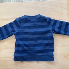 ERIC CARLE リンゴ刺繍 トレーナー　長袖の画像