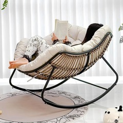 ロッキングチェア 揺り椅子の画像