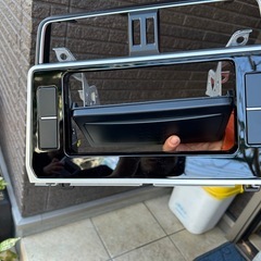 純正　車パーツの画像