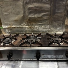 コンロ 業務用 ３つ口の画像