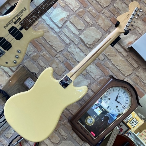 Fender USA American Performer MUSTANG 超美品中古品