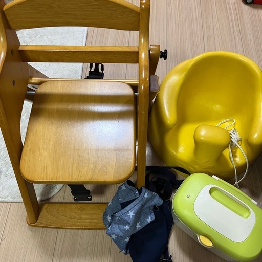 バンボ　机付き折り畳み椅子　お尻拭き保温　　