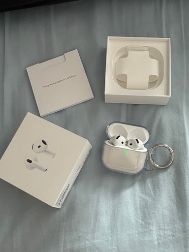 apple AirPods4  ワイヤレスイヤホン