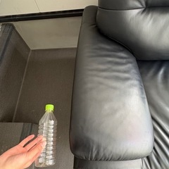 ニトリ 黒 合皮 2.5掛けソファ 10,000円／早めに引き取り希望 の画像