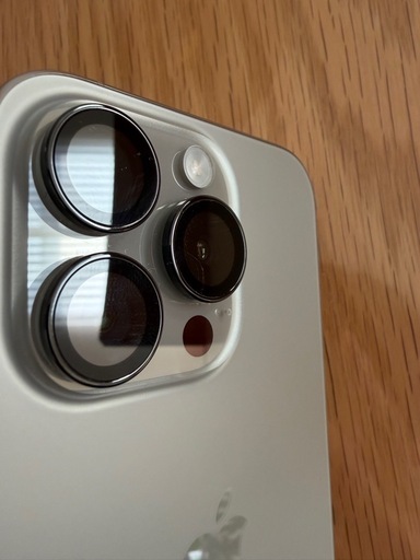 iPhone15pro  128GB ナチュラルチタニウム　決まりました。