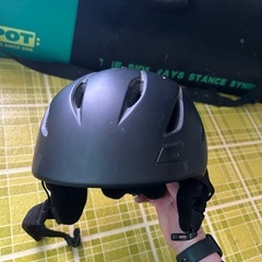 スノーボード用ヘルメットの画像