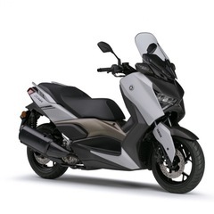 X MAX  純正シートの画像