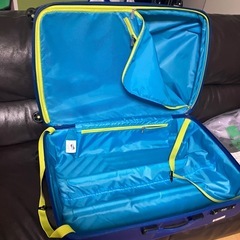 スーツケースの画像