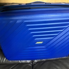 スーツケースの画像