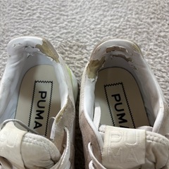 PUMA スニーカーの画像