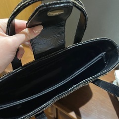 柏ビーズ　ハンドバッグ　ブラックの画像