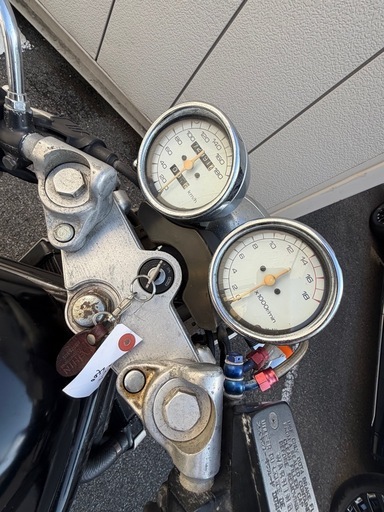 SUZUKI バンディト400V GK75A レストアベース
