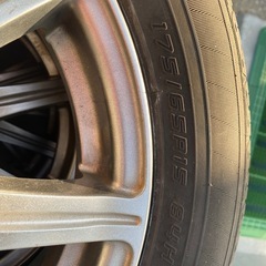 ダンロップ　　ホイール付きタイヤ4本セットの画像