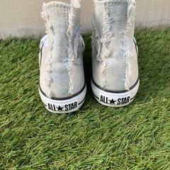 converseハイカット23㌢水色デニムの画像