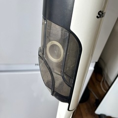 Shark コードレス掃除機の画像