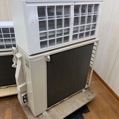 ☆ジャンク品☆(ガス無しR32 1.32kg)富士通 2022年 18畳 AS-M562M2W/AO-M562M2 家庭用ルームエアコン200V の画像