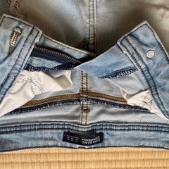 ZARAダメージデニムの画像