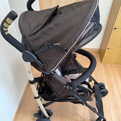 折り畳み　
B型ベビーカー の画像