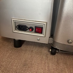 ハンドル付き振動マシン(ダイエット・室内運動用)の画像