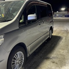 日産セレナ ハイウェイスター車検は今年7月まで有効の画像