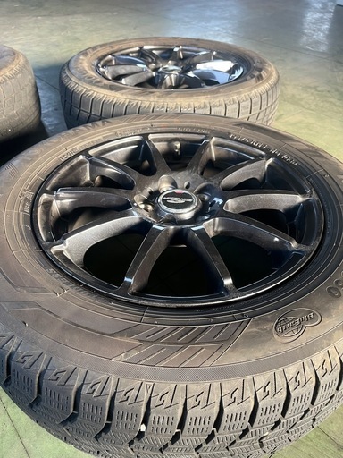 スタッドレスタイヤ　ホイールセット　プリウスPHVで使用　195/65R15