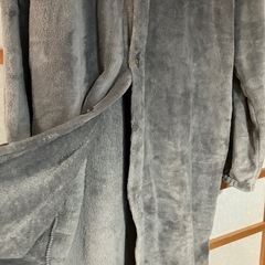 【お取引中】着る毛布・着丈115㎝身長160㎝でふくらはぎ程度の画像