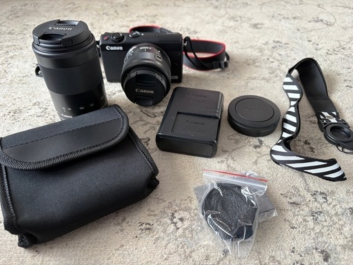 美品⭐︎Canon EOS M ミラーレスカメラ 2本レンズ付き