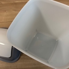 【無料】 ゴミ箱の画像