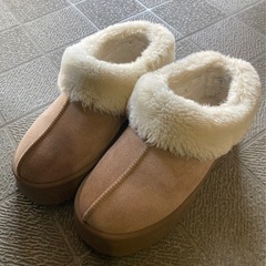 モコモコブーツの画像