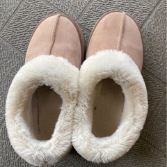 モコモコブーツの画像