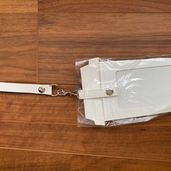 新品未使用⭐︎スタバ白パスケースストラップ付きの画像