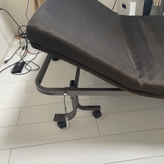 ニトリ　折りたたみベッド(ダブルメッシュ2  型番？2020097）リクライニング機能付きの画像