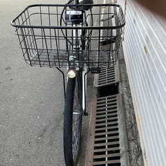 774  パナソニック最新機種電動アシスト自転車ティモS26インチホワイト系アルミボディーの画像