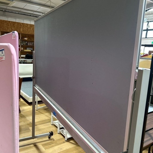 事務用品　ホワイトボード　月予定表　脚付き　大きめ