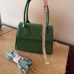 【新品タグ付き】ポシェット　ショルダーミニバッグの画像