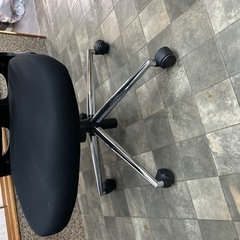 決まりました　事務用椅子の画像