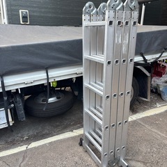 中古品ハシゴ　変形します！　　の画像