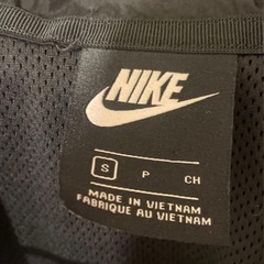 Nike ナイロンジャケット ビックスウォッシュSサイズ ブラック/ホワイトの画像