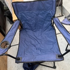 折りたたみイスの画像