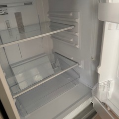 SHARP 冷蔵庫の画像