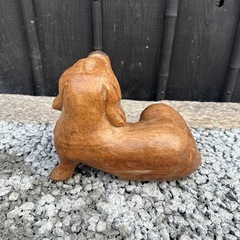 犬の置物の画像