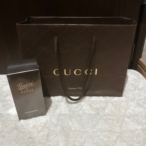 ?新品?⭐️廃盤希少⭐️?グッチ?バイグッチプールオムオードトワレ❣️50ml ✨ショップ袋付✨