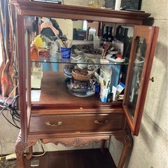アンティーク家具の画像