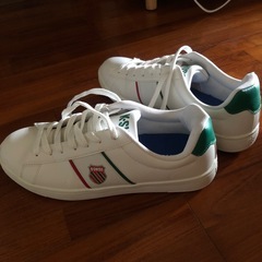 K-SWISS   スニーカーの画像