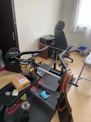 ベンチプレスのセット
