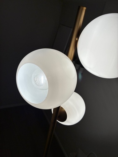 BIARRITZ FLOOR LAMP（ビアリッツ フロアランプ）