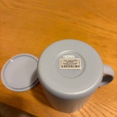 サーモス蓋付きマグカップの画像