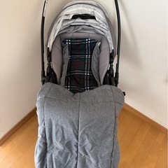 アップリカラクーナクッション　　保証書付き　値下げしましたの画像