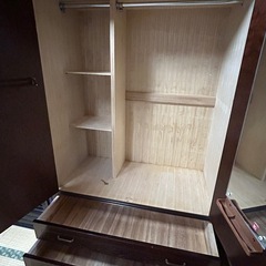 洋服ダンスの画像